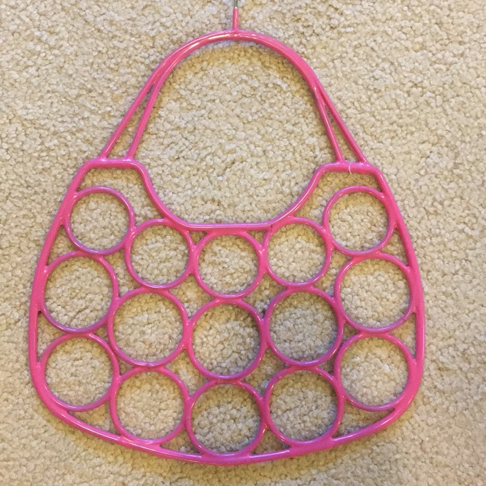 Scarf hanger - Picture 2 of 2